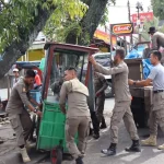 Bongkar Mandiri Tanpa Konflik: 40 PKL Makassar di Jalan Tinumbu Legawa Tinggalkan Lapak