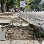Dishub Bandung Bergerak Tegas Atasi Trotoar Rusak Akibat Parkir Liar di Pusat Kota