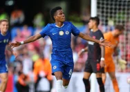 Estevao Willian Terisak di Lapangan: Cedera Hamstring Mengancam Penampilan Chelsea