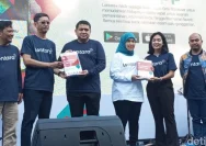 Lontara+ Makassar: Tim Diskominfo Giatkan Edukasi Digital di CFD Sudirman