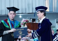 Meninggal Sebelum Wisuda, Mentrans Serahkan Ijazah Abdul Rohid, Wisudawan ITS Ekspedisi Patriot