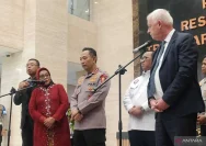 Menteri HAM Natalius Pigai Tegaskan Feri Amsari Tak Perlu Dilaporkan ke Polisi