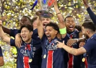 Paris Saint-Germain Raih Penghargaan Tim Terbaik Dunia dan Siapkan Serbu Julian Alvarez di Musim Panas 2026