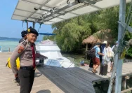 Polres Kepulauan Seribu Laksanakan Strong Point Pagi Hari, Amankan Dermaga Wisata di Pulau-pulau