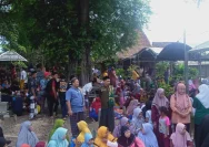 Rebutan Nasi Kuning di Punden Mbah Tareko Meriahkan Sedekah Bumi Mintomulyo, Juwana