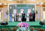 SMK Salafiyah Kajen Gelar Perayaan Hari Kartini dengan Jalan Santai, Seni Teatrikal, dan Penghargaan Bunga untuk Guru