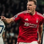 Tottenham Terpuruk di Zona Degradasi, MU Raih Kemenangan Tipis di Stamford Bridge