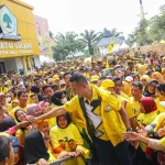 Tragedi di Maluku Tenggara: Ketua DPD Golkar Ditikam Saat Turun dari Pesawat