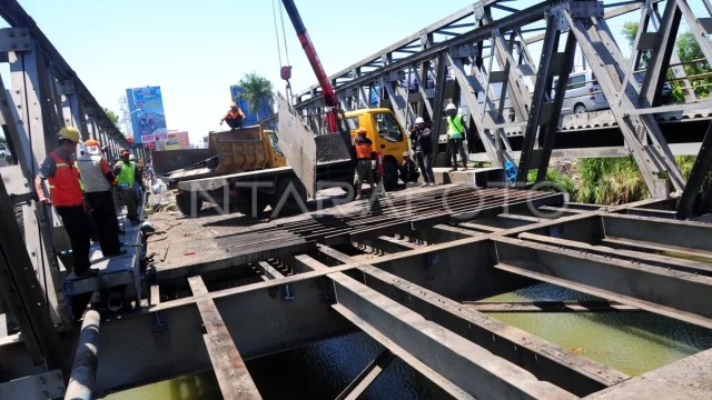 Wali Kota Cirebon dan PT KAI Dituduh Merusak Cagar Budaya Usai Pembongkaran Jembatan Rel Sukalila yang Bersejarah