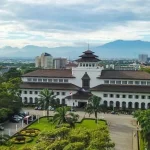 5 Kampus Pilihan Terbaik di Bandung yang Wajib Masuk Daftar Calon Mahasiswa