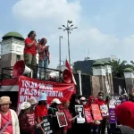 Aksi Hari Buruh Internasional 2026 di Depan Gedung DPR: Tuntutan Ketenagakerjaan dan Penolakan Outsourcing