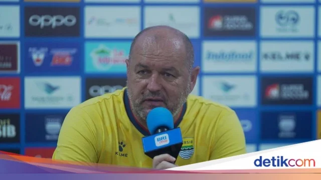 Bojan Hodak Puji Perjuangan Persib Setelah Kemenangan Dramatis Atas Persija 2-1 di Stadion Segiri
