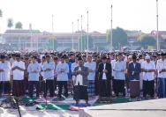 Bupati Lilis Nuryani Sholat Idul Adha di Alun-Alun Kebumen, Masyarakat Hadir dengan Khidmat