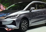 BYD M6 DM Resmi Mengaspal, Harga Diprediksi Bikin Pasar Panas