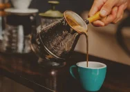 Cara Menikmati Kopi Tanpa Kaget Rasa Pahit untuk Pemula