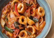 Cara Praktis Membuat Cumi Saus Padang ala Restoran, Pedas Menggoda dan Siap Sajikan