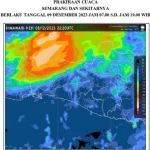 Cuaca Semarang Rabu Ini: Panas Siang, Bergemuruh Malam dengan Petir dan Gerimis