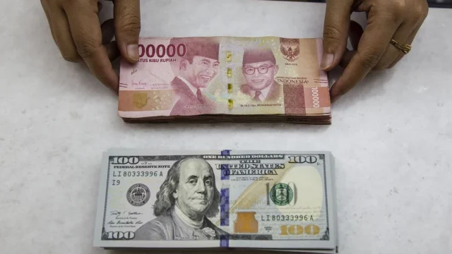 Dolar AS Menggila di Atas Rp17.600, Tantangan Bagi Ekonomi Indonesia