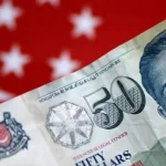 Dolar Singapura Menguat, Rupiah Tertekan: Apa Penyebabnya?