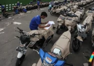 Eksklusif: Vokalis Swim Deep Gagal Berhenti dari Nasi Goreng, Kenang Momen Motoran di Yogyakarta