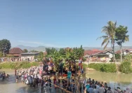 Empat Desa Belui Gelar Kenduri Sko: Warga Gotong Royong Tegakkan Karamentangk