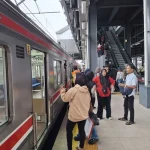 Gangguan KRL Serpong-Tanah Abang: Penumpang Dialihkan ke Kereta Lain