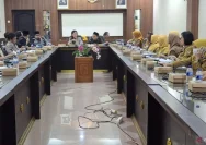 Gerindra Tindak Anggota DPRD Merokok dan Bermain Gim di Saat Rapat Bahas Stunting