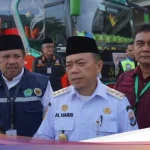 Gubernur Al Haris Lepaskan 442 Jemaah Haji, Minta Fokus Beribadah