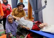 Gubernur Jawa Tengah Melaksanakan Shalat Ied dan Membagikan Sapi kepada Warga Terdampak Tanah Gerak di Huntara Tegal