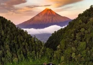 Gunung Kerinci: Keindahan Alam yang Mempesona dan Menantang
