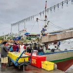 Harga Solar Melonjak, Ratusan Nelayan Muara Angke Terpaksa Hentikan Lautan!