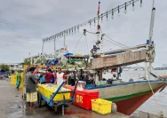 Harga Solar Melonjak, Ratusan Nelayan Muara Angke Terpaksa Hentikan Lautan!
