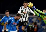 Juventus Tantang Alex Meret sebagai Ganti Alisson, Apakah Napoli Akan Melepaskan Penjaga Gawang Legendaris?