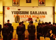 Kampus-Kampus Terjebak Menjadi Pabrik Sarjana Hukum, Apa Yang Terjadi?