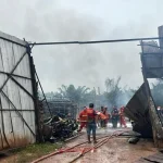 Kebakaran Hebat di Gudang BBM Ilegal Jambi, Polisi Lakukan Penyelidikan Mendalam
