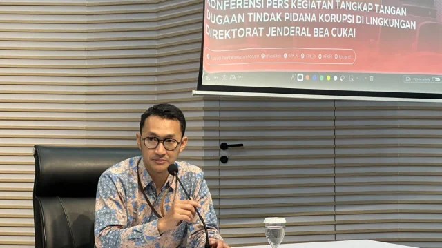 KPK Sita Kontainer di Tanjung Emas, Blueray Cargo dan Ditjen Bea Cukai Dibangunkan