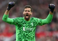 Liverpool Siap Menghadapi Era Baru: Siapa Pengganti Alisson Becker di Musim Panas Mendatang?