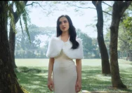 Makna Mendalam Lagu Pura-Pura Lyodra: Kisah Luka, Pengkhianatan, dan Kebangkitan