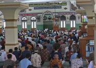 Mengapa Umat Islam Wajib Salat Lima Kali Sehari? Khutbah Jumat 29 Mei 2026