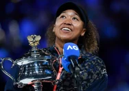 Naomi Osaka Menjadi Simbol Perempuan yang Kuat dengan Gaun Emas di French Open