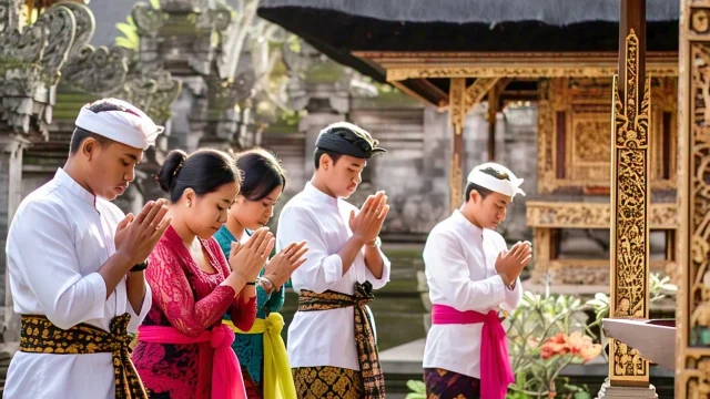Panjang Umur: Cek Ramalan Wraspati Pon Wuku Wariga - Kunci Kehidupan Panjang
