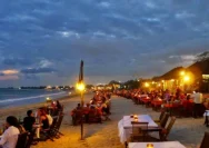 Pantai Jimbaran: 5 Destinasi Wisata yang Wajib Dikunjungi