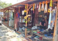 Pembuatan Sekat Pasar Barang Bekas di Kudus Tidak Berjalan Lancar