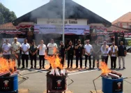 Pemkab Mojokerto Musnahkan 11 Juta Batang Rokok Ilegal Senilai Rp 16,6 Miliar