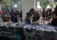 Penggemar ONE OK ROCK Bangun Hype Konser di Jakarta Sejak Tahun Lalu