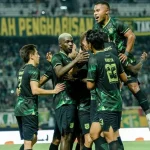 Persebaya Surabaya Tunggu dengan Sabar: Apa yang Akan Terjadi dengan Miguel Pereira?