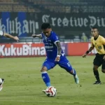 Persib Bandung: Konsisten di Jalur Profesional Sepak Bola