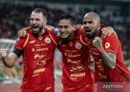Persija Jakarta Tutup Musim dengan Kemenangan Dramatis 3-0 atas Semen Padang