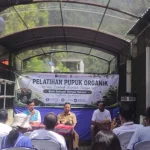 PLN UIK Tanjung Jati B Hadirkan Pelatihan Pupuk Organik di Desa Tempur