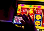 Polri Gerebek Markas Judi Online di Gedung Hayam Wuruk, 321 WNA Diamankan